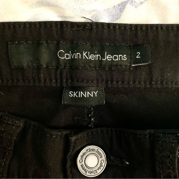 Calvin Klein Women’s Size 2 Black Skinny Jeans Stretch Classic Casual Comfort - Picture 4 of 7